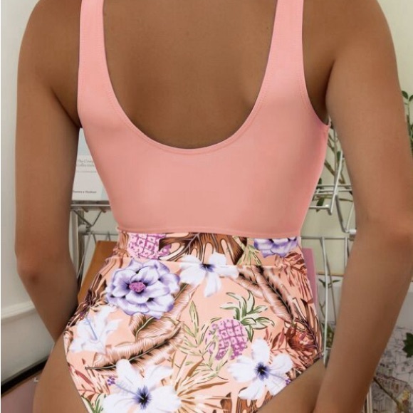 SEXY Floral Print Cut-out One Piece Swimsuit *NEW* - Picture 2 of 10